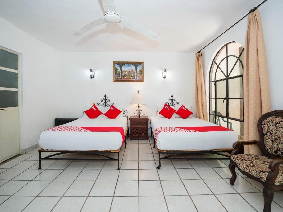 Hotel Oyo Quinta Loreto 3*